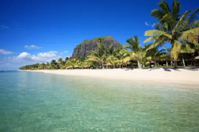 Tailor Made Holidays & Bespoke Packages for LUX* Le Morne
